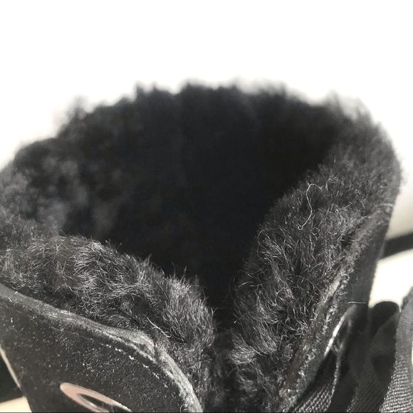 Koolaburra UGG Womens Andrah Tie Back Black Suede Sheepskin Boots Mid-Calf Sz. 8 - Picture 15 of 16